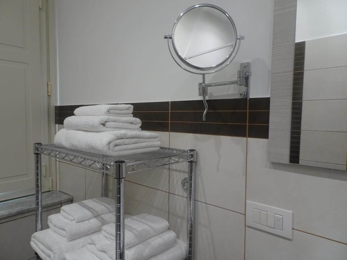 A Casa Di Pako Apartment Salerno Ngoại thất bức ảnh