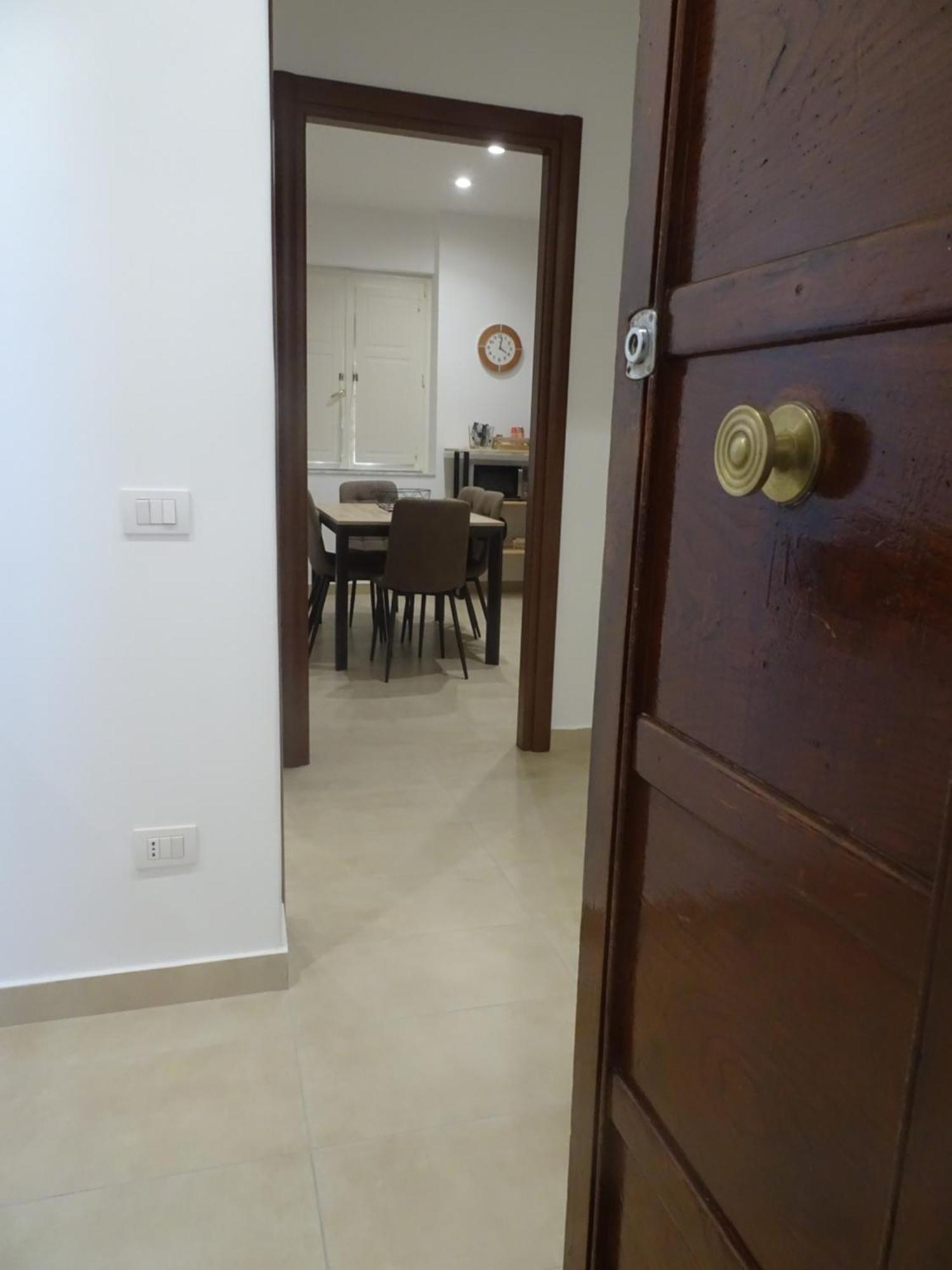 A Casa Di Pako Apartment Salerno Ngoại thất bức ảnh