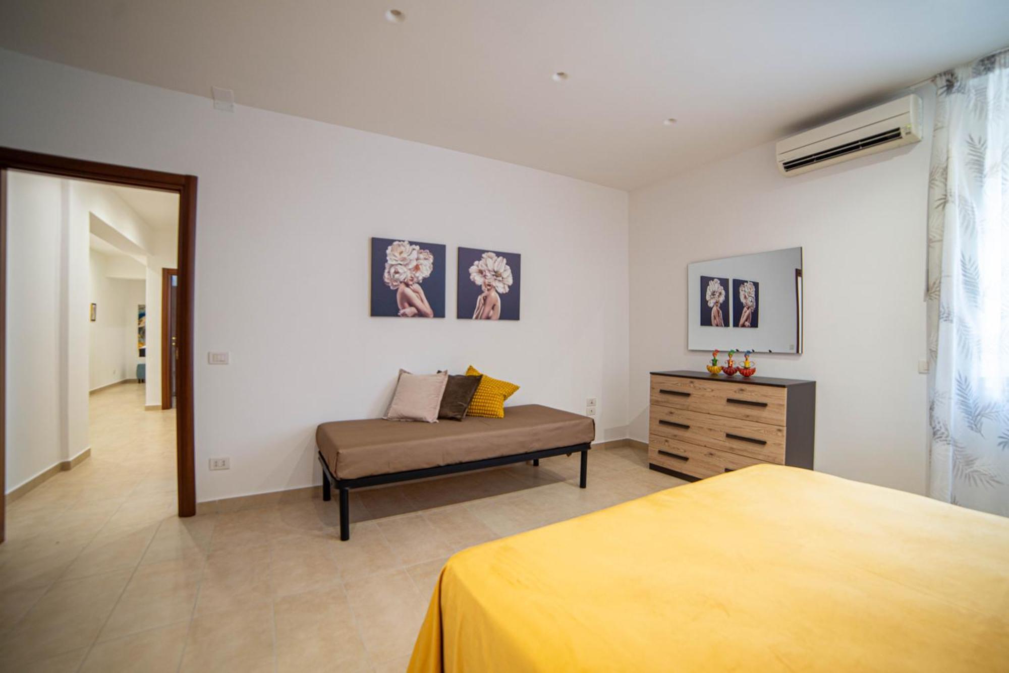 A Casa Di Pako Apartment Salerno Ngoại thất bức ảnh